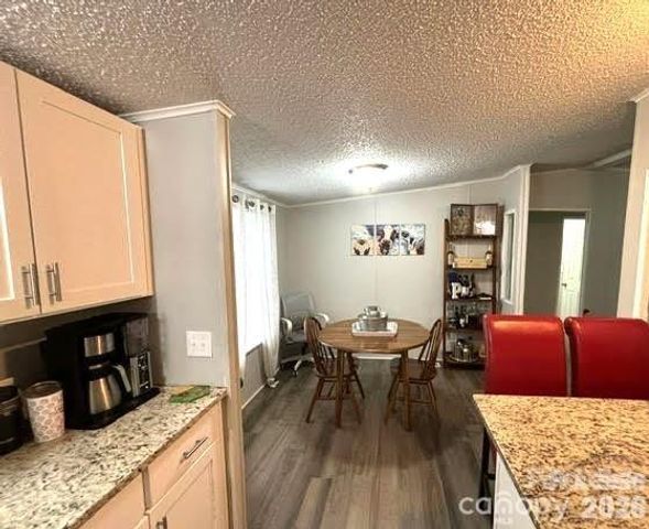 4412 Eagle Chase Drive, Charlotte, NC 28216