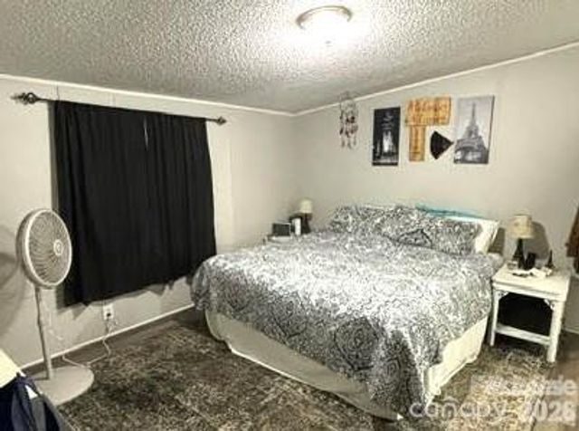 4412 Eagle Chase Drive, Charlotte, NC 28216