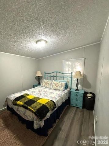 4412 Eagle Chase Drive, Charlotte, NC 28216