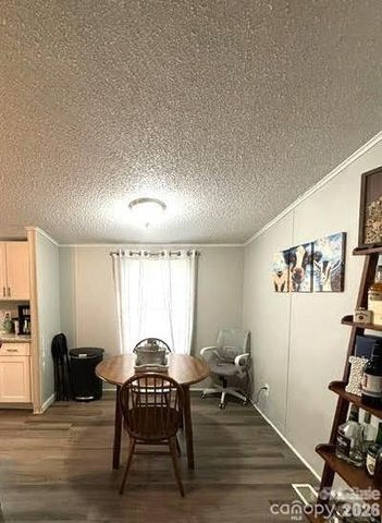 4412 Eagle Chase Drive, Charlotte, NC 28216