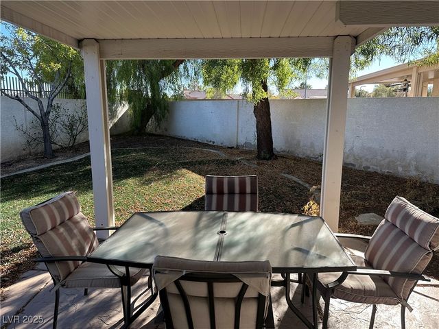 8701 Sandringham Avenue, Las Vegas, NV 89129