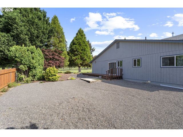 327 36TH St, Washougal, WA 98671