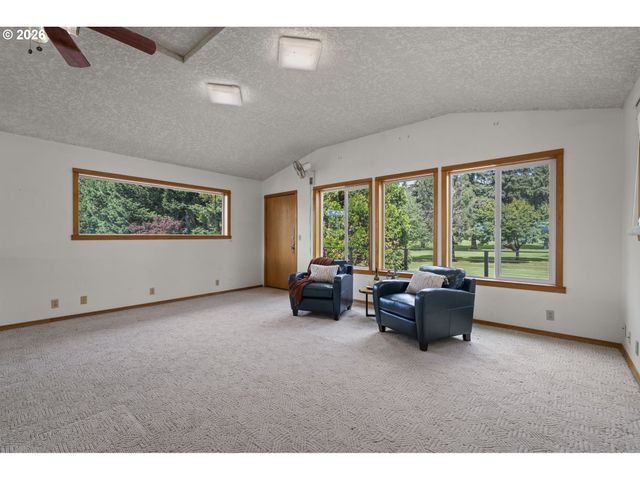 327 36TH St, Washougal, WA 98671