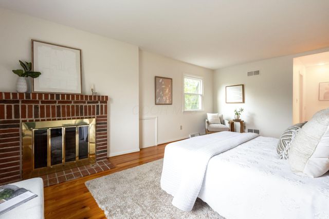 1190 Kingsdale Terrace, Columbus, OH 43220