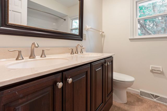 1190 Kingsdale Terrace, Columbus, OH 43220