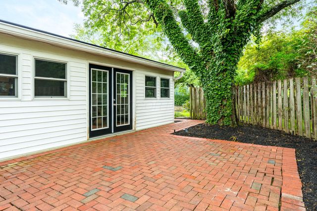 1190 Kingsdale Terrace, Columbus, OH 43220