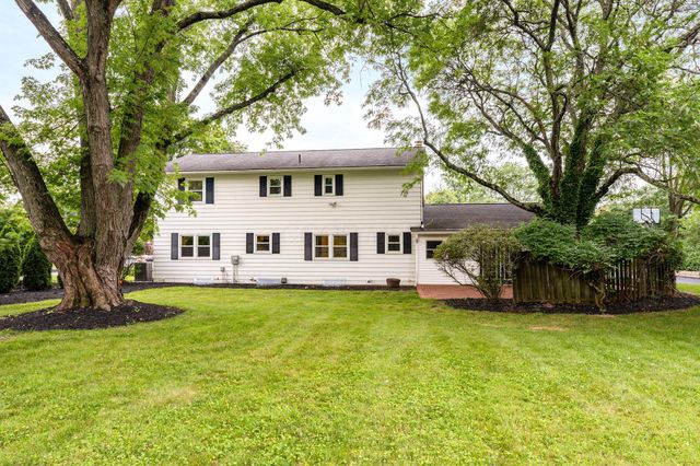 1190 Kingsdale Terrace, Columbus, OH 43220