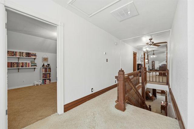 306 E Tarrant Street, Bowie, TX 76230