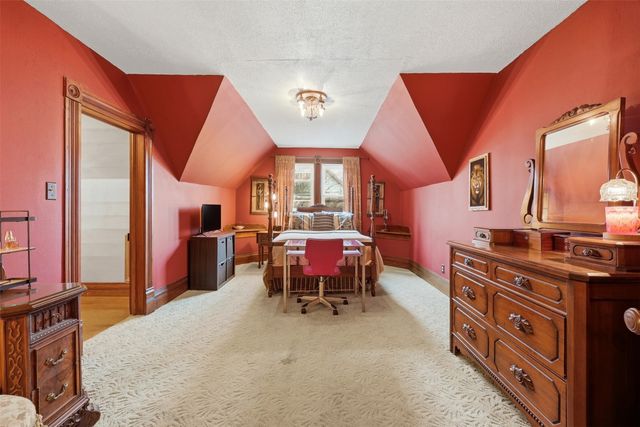 306 E Tarrant Street, Bowie, TX 76230