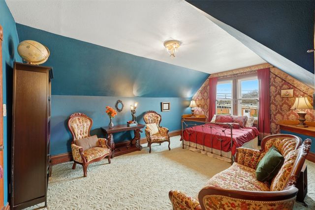 306 E Tarrant Street, Bowie, TX 76230