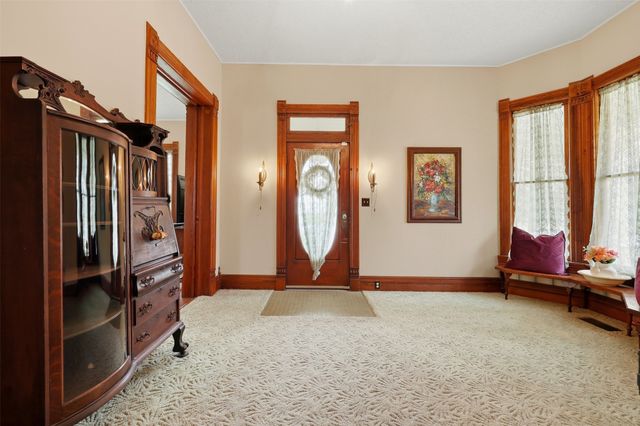 306 E Tarrant Street, Bowie, TX 76230