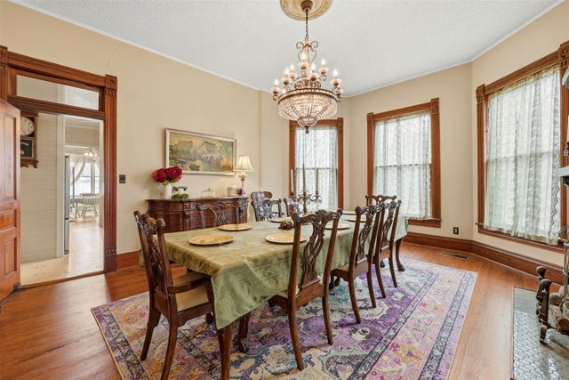 306 E Tarrant Street, Bowie, TX 76230