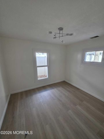 1145 Kenton Drive, Toms River, NJ 08753