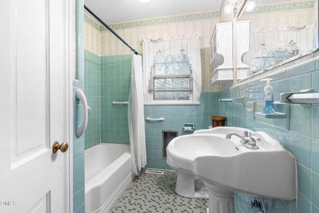 103 E Meadowbrook Drive, Smithfield, NC 27577