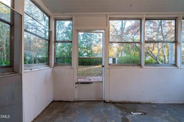 103 E Meadowbrook Drive, Smithfield, NC 27577