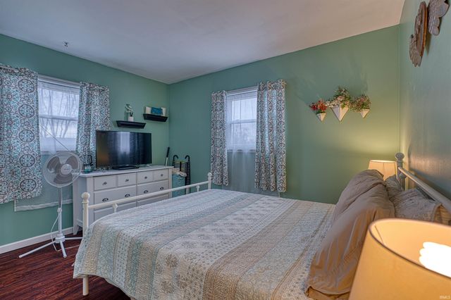 213 W Berkeley Avenue, Evansville, IN 47710