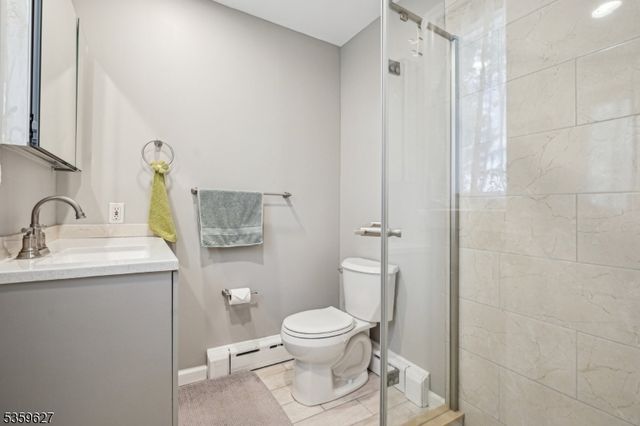 196 Gates Ave, Long Hill Twp., NJ 07933