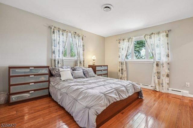196 Gates Ave, Long Hill Twp., NJ 07933