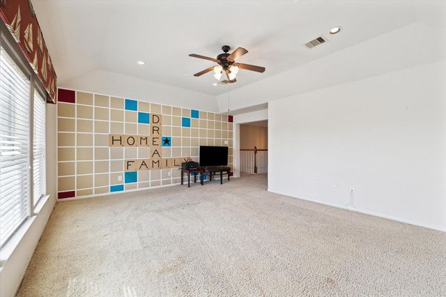 2088 Silverthorn Lane, Kemah, TX 77565