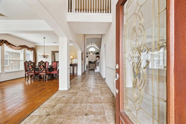 2088 Silverthorn Lane, Kemah, TX 77565