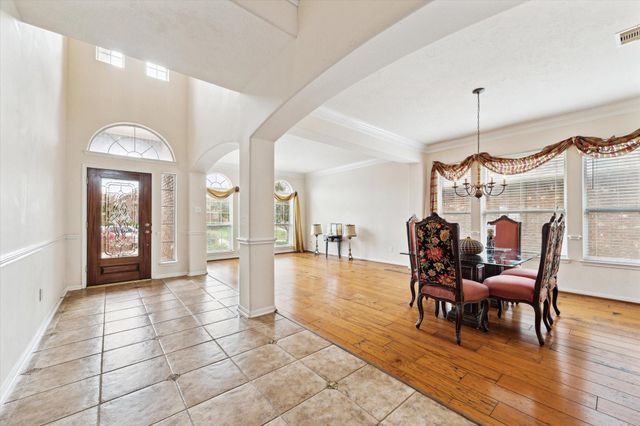 2088 Silverthorn Lane, Kemah, TX 77565