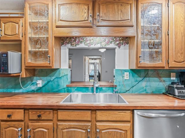 6350 NE 86TH AVENUE, Bronson, FL 32621