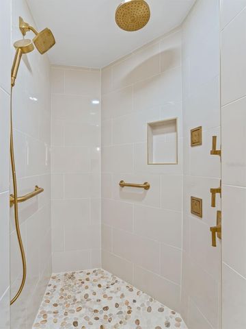 6350 NE 86TH AVENUE, Bronson, FL 32621