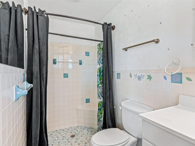 6350 NE 86TH AVENUE, Bronson, FL 32621