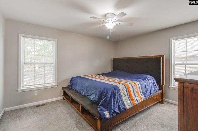 25 St Andrews Place Court, Columbia, SC 29210