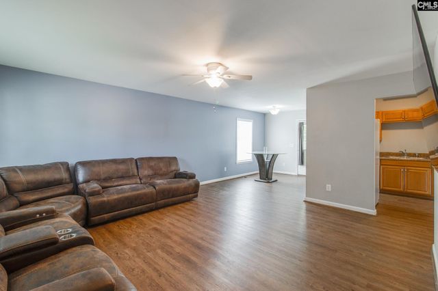 25 St Andrews Place Court, Columbia, SC 29210