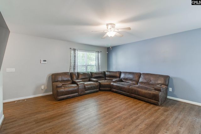 25 St Andrews Place Court, Columbia, SC 29210