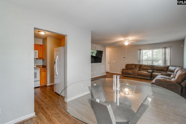 25 St Andrews Place Court, Columbia, SC 29210