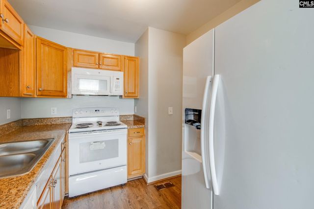 25 St Andrews Place Court, Columbia, SC 29210