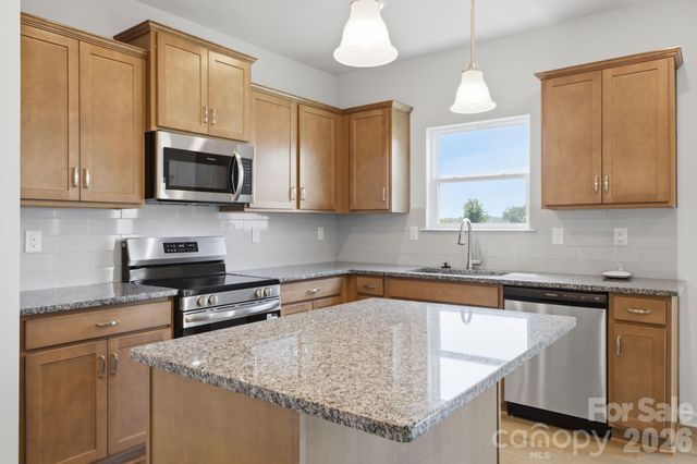 2327 Painted Trail, Catawba, NC 28609