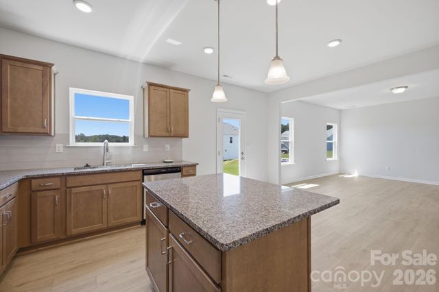 2327 Painted Trail, Catawba, NC 28609