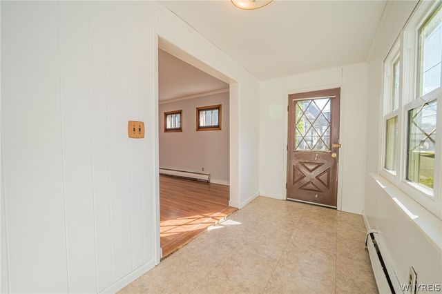 92 Arnold Place, Lackawanna, NY 14218
