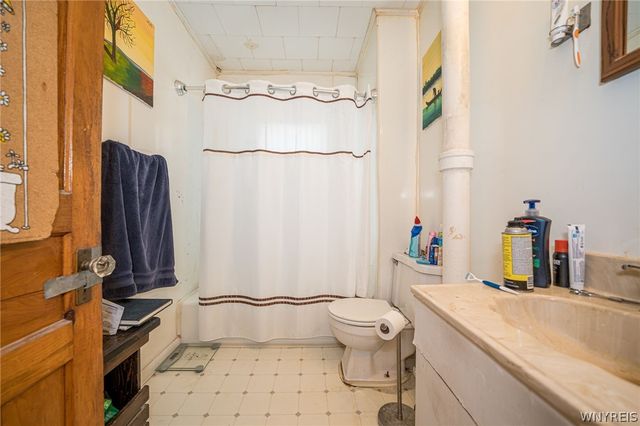 92 Arnold Place, Lackawanna, NY 14218