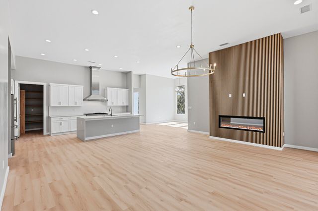 7 Pinon Ridge Road, Tijeras, NM 87059