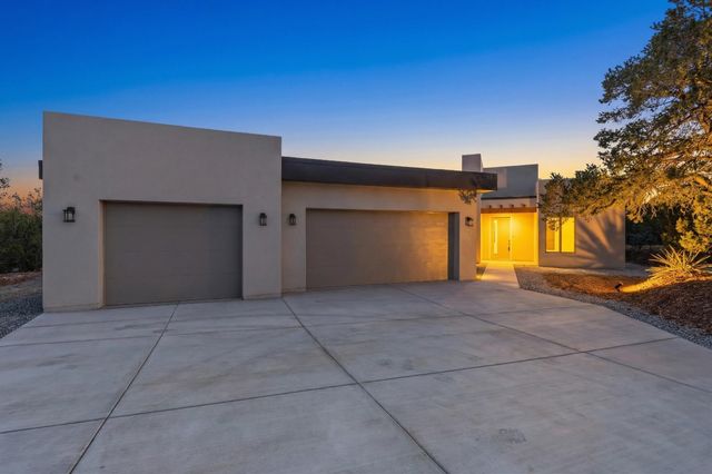 7 Pinon Ridge Road, Tijeras, NM 87059