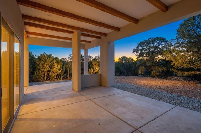 7 Pinon Ridge Road, Tijeras, NM 87059