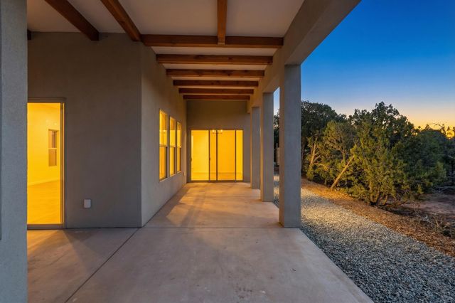7 Pinon Ridge Road, Tijeras, NM 87059