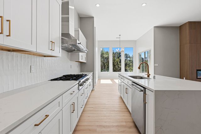 7 Pinon Ridge Road, Tijeras, NM 87059