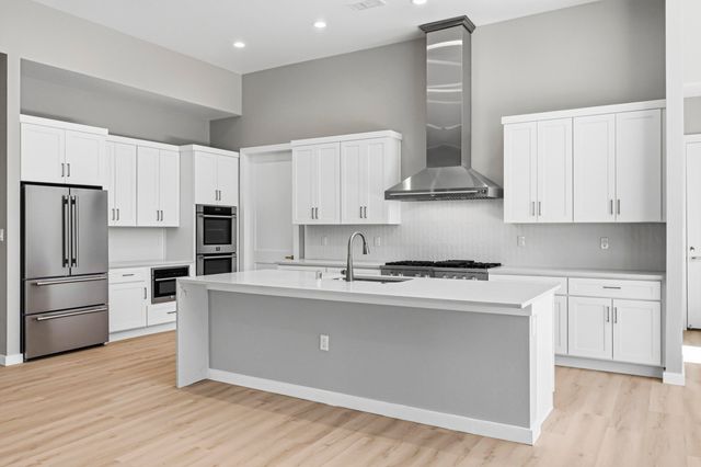 7 Pinon Ridge Road, Tijeras, NM 87059