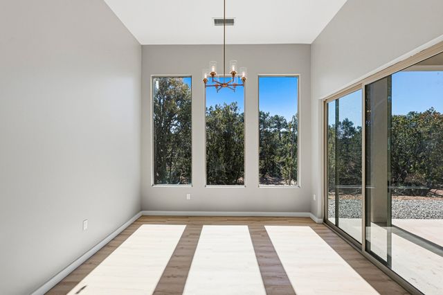 7 Pinon Ridge Road, Tijeras, NM 87059