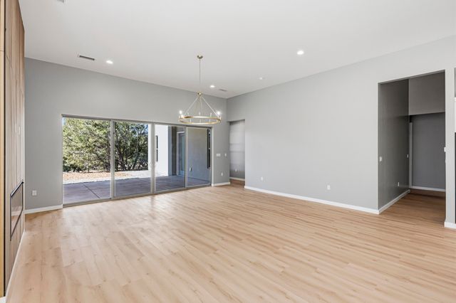 7 Pinon Ridge Road, Tijeras, NM 87059