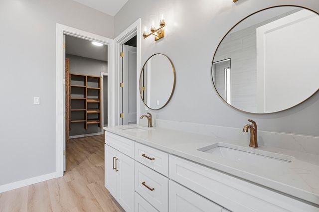 7 Pinon Ridge Road, Tijeras, NM 87059