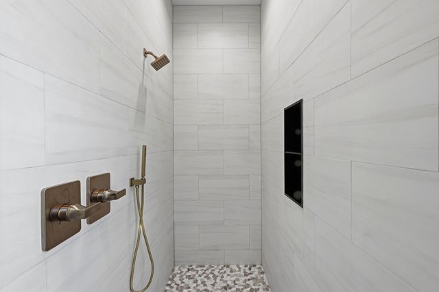 7 Pinon Ridge Road, Tijeras, NM 87059