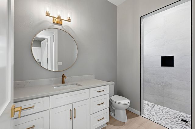 7 Pinon Ridge Road, Tijeras, NM 87059