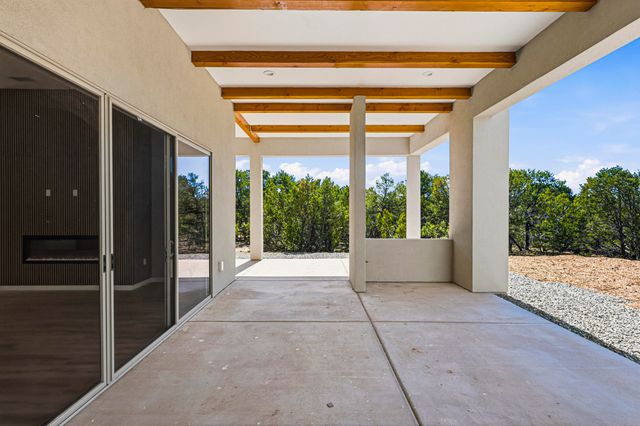 7 Pinon Ridge Road, Tijeras, NM 87059