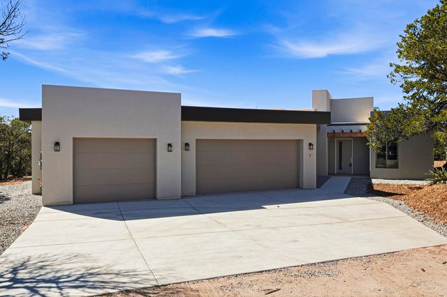 7 Pinon Ridge Road, Tijeras, NM 87059